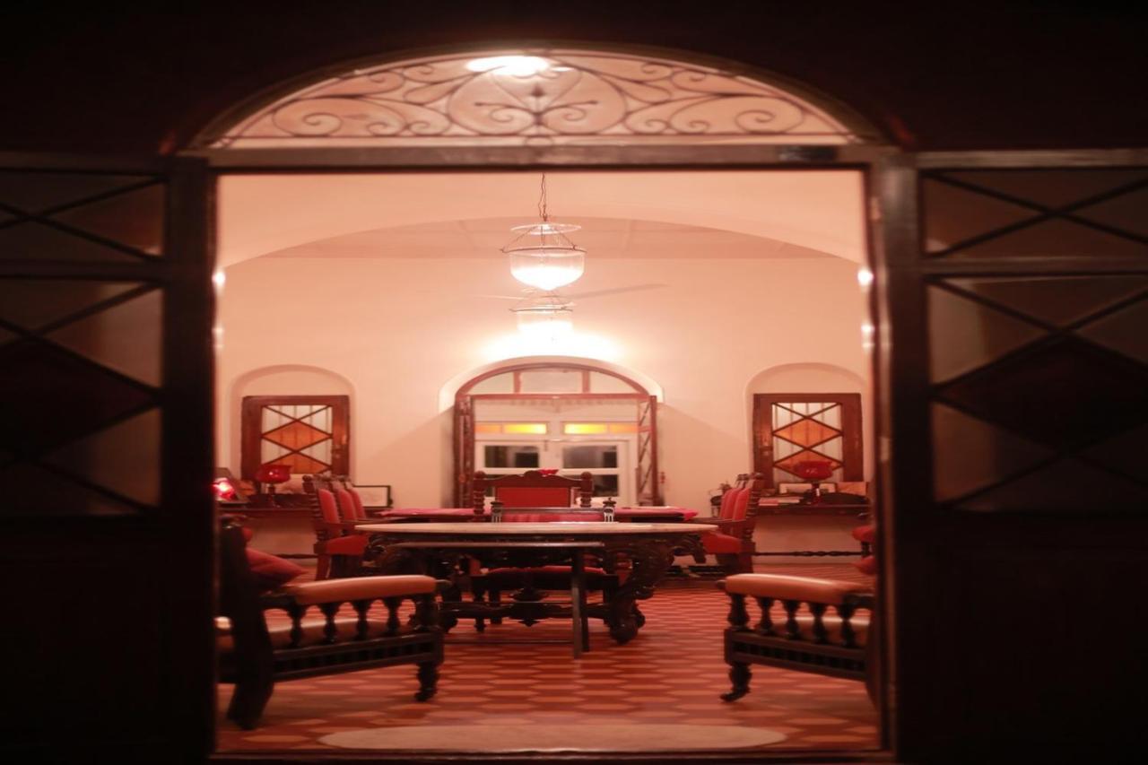 Saffronstays Parsi Manor, Matheran Ngoại thất bức ảnh